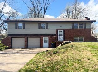 11144 N Kenwood Ave, Kansas City, MO 64155