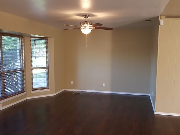 4th image of 5323 Starfire St