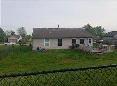 2nd image of 107 Broad Leaf Pl