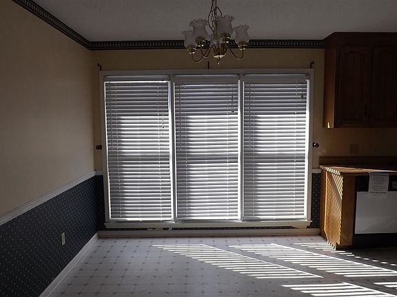 5th image of 104 Oakland Dr