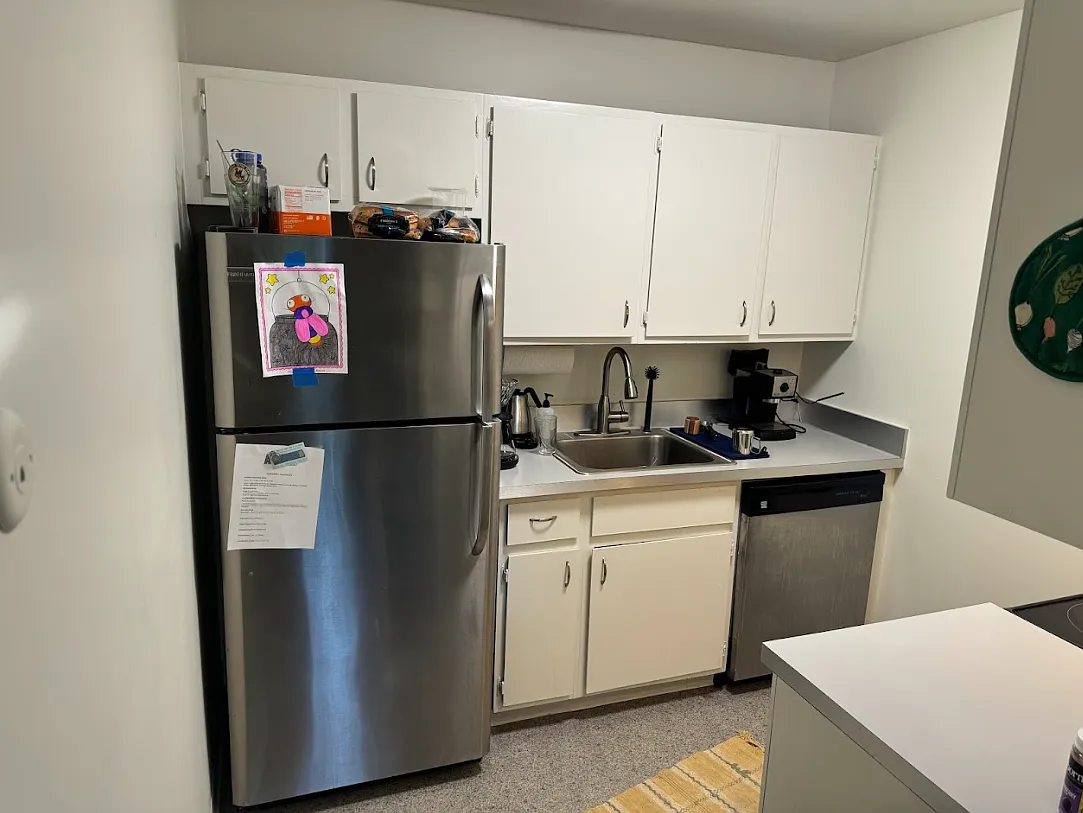 1 bed, 715 sqft, $1,782 — Photo 4