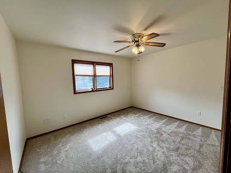 10212 Jamestown Dr #I — Photo 17