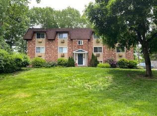187 Scott Rd APT 3B, Waterbury, CT 06705