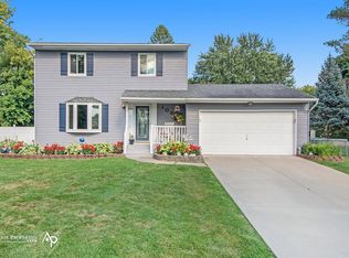 1031 Stonehenge Rd, Flint, MI 48532