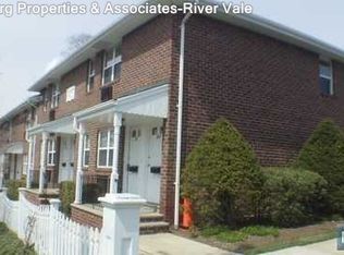 65 Park Ave #A, Park Ridge, NJ 07656