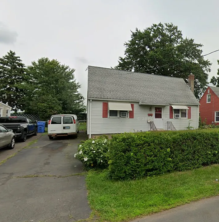 68 Fulton St