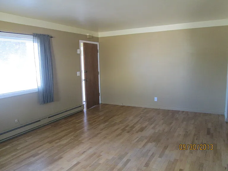 408 Ramona Ave — Photo 6