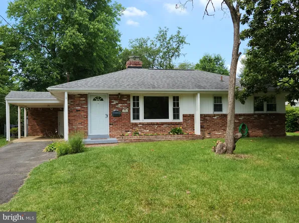 7912 Wellington Rd, Alexandria, VA 22308