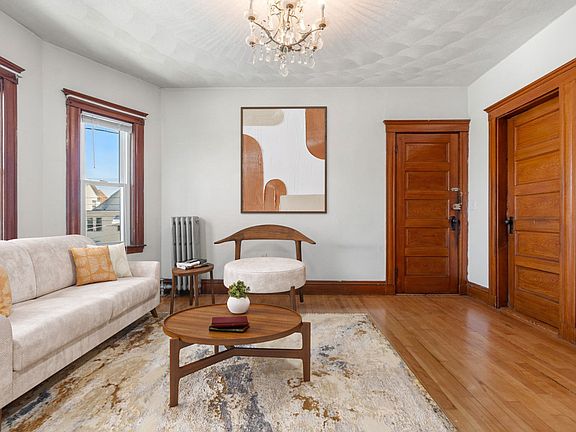 3rd image of 41 Medford St #2