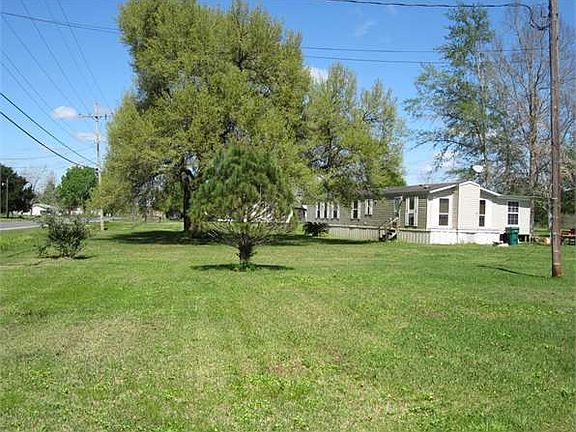 2nd image of 2220 Hwy 388