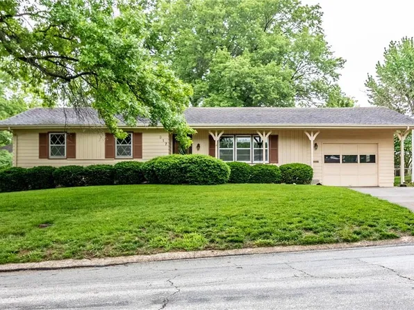 317 Johnson Ave, Warrensburg, MO 64093