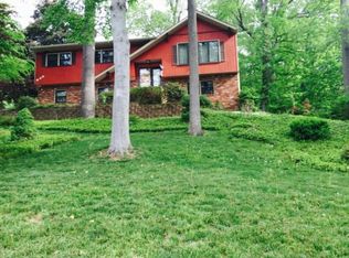 630 Lynne Dr, Morris Plains, NJ 07950