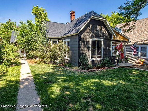 2nd image of 907 Blake Ave