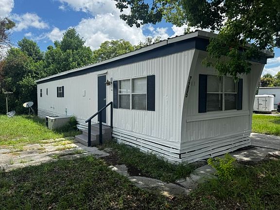 2nd image of 7205 Commons Blvd