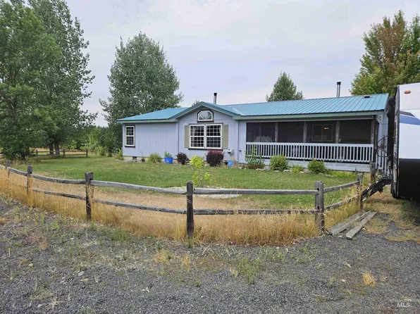 232 Lackey Rd, Weippe, ID 83553