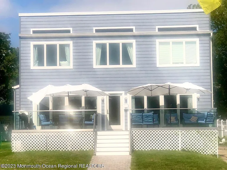 410 Burlington Ave #FRONT — Photo 3