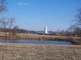 114 Rr 1, Cowden, IL