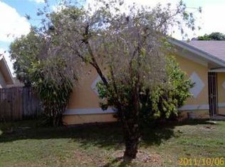 7310 NW 46th St, Lauderhill, FL 33319