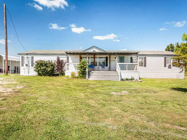 5822 County Road 593, Nevada, TX 75173