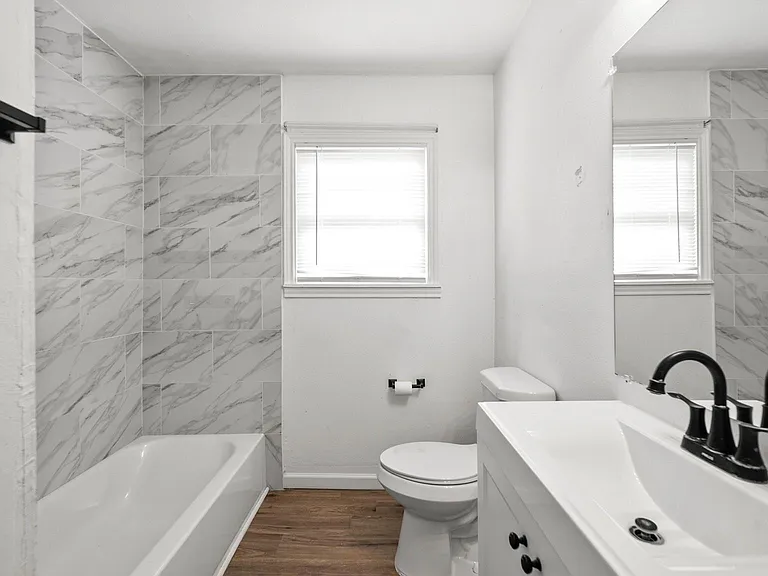 8327 Bonner Dr — Photo 7
