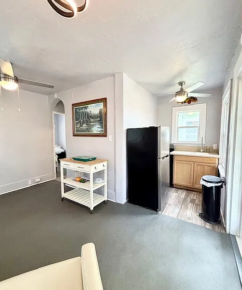 416 Daytona St — Photo 4
