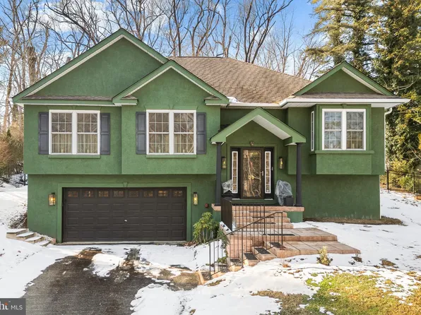 30 Reservoir Rd, West Chester, PA 19380