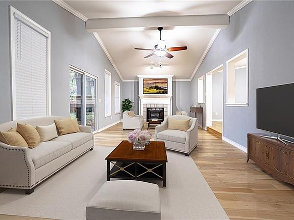 2nd image of 3000 Blueberry Ln