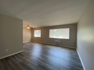 3880 Mayfield Road, Cleveland, OH 44121