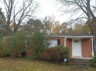 1852 Elmore Rd, Wetumpka, AL 36092