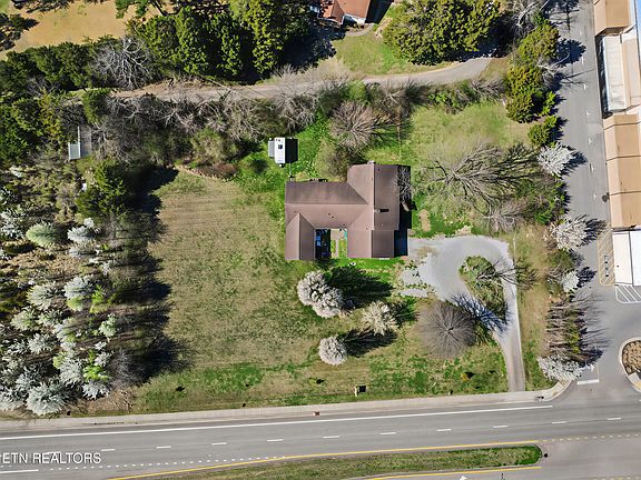 4th image of 4651 Schaad Rd