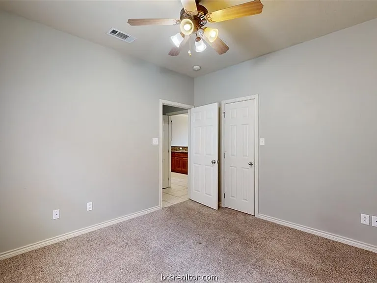 211 Forest Dr #C — Photo 14