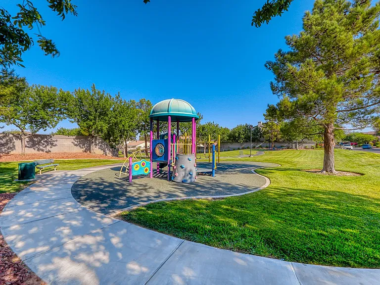 2658 Early Light Dr — Photo 41