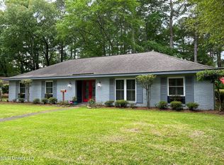 5455 Kaywood Dr, Jackson, MS 39211