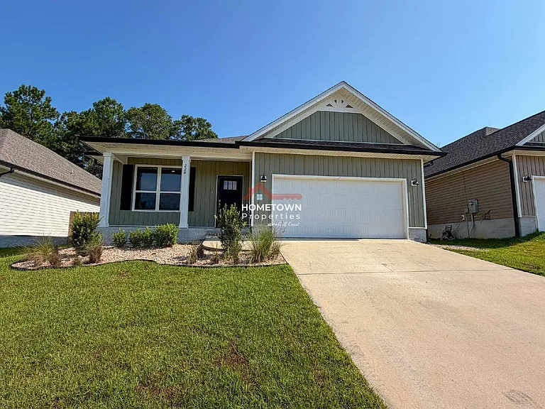 220 Camellia Dr — Photo 2