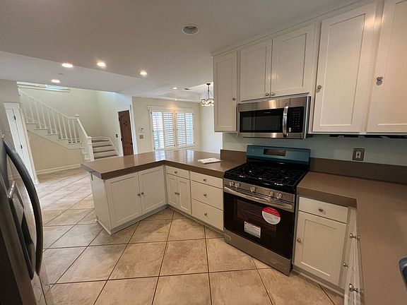 5th image of 1273 Hanover Ln