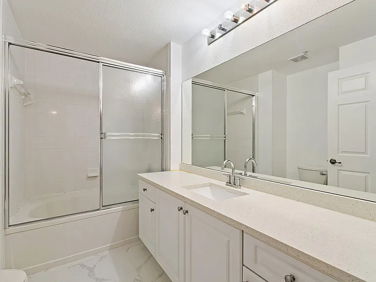 2917 Tuscany Ct #302 — Photo 25