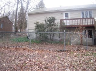 60 Fairy Lake Rd, Salem, CT 06420