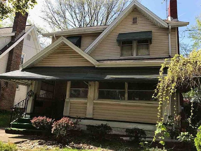 1st image of 538 E Archwood Ave