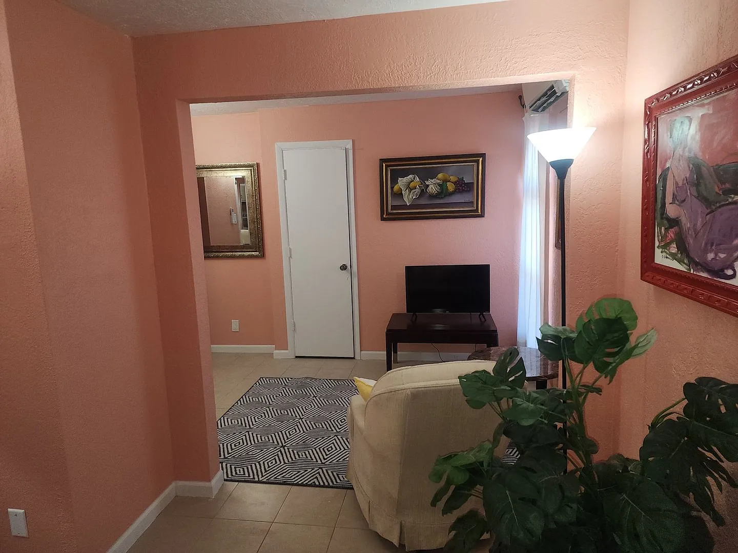 2 bdr 2 bath kitchen fully furnished apartment with private entrance in quiet neighborhood in Alb... — Photo 2