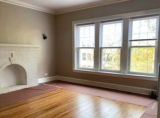 7510 N Winchester Ave APT 3, Chicago, IL 60626