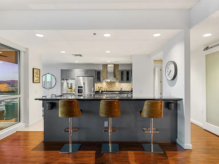 4525 Dean Martin Dr #1906 — Photo 10