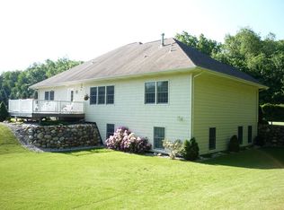 10218 W J Ave, Kalamazoo, MI 49009