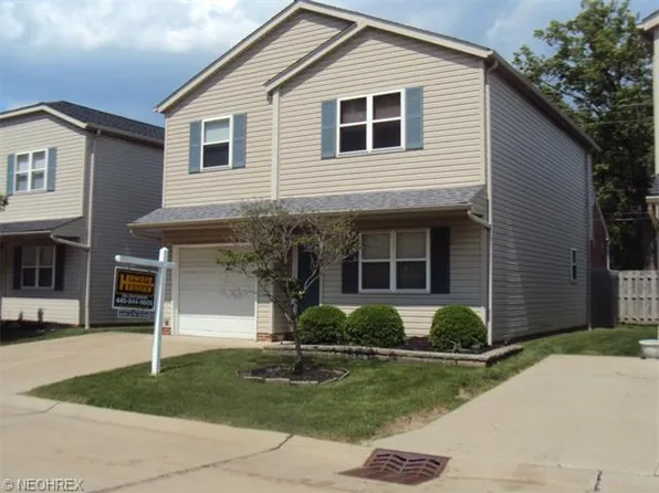 883 Brittney Ct #15, Willowick, OH 44095