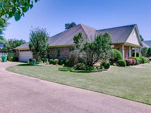 2nd image of 17 Windmere Dr