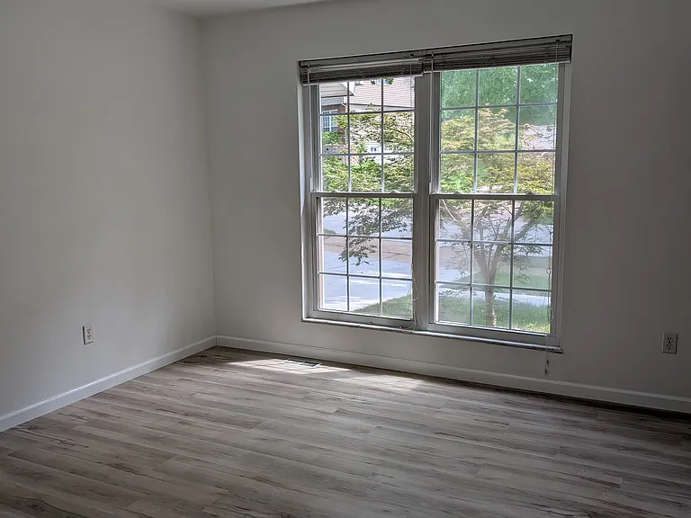 14872 Rutland Cir — Photo 6