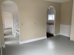 37 Smith St APT 4, Portland, ME 04101
