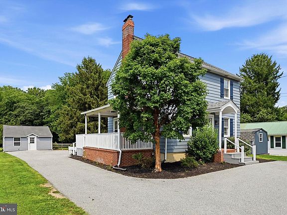 2nd image of 2665 Strasburg Rd