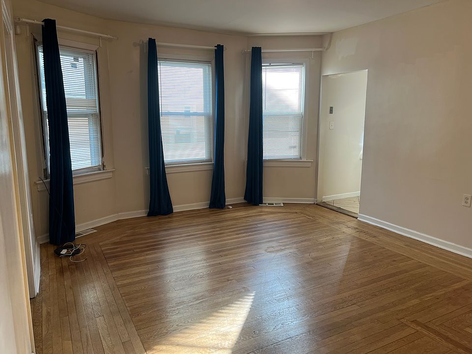 1st image of 1864 North Ave #1