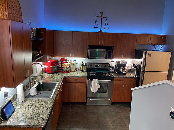 5th image of 1501 Front St Unit 116
