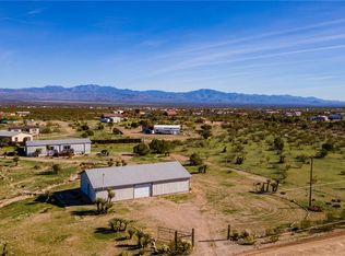 2294 S Dragoon Rd, Golden Valley, AZ 86413